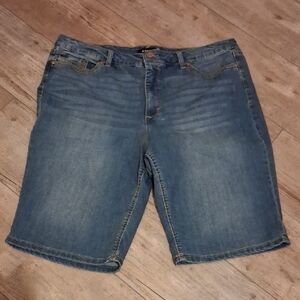 Bandolino Classic Blue Jeans Sz-16